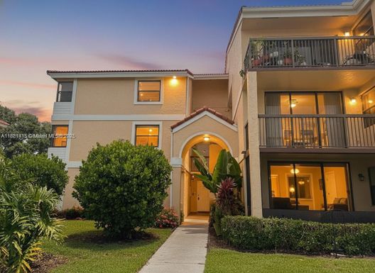 5661 Riverside Dr, Coral Springs FL 33067