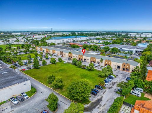 13117 NW 107th Ave # E9, Hialeah Gardens FL 33018