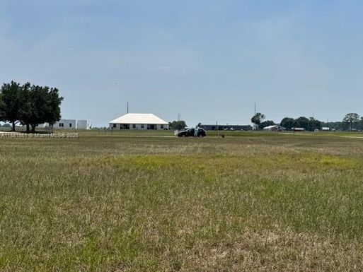 8701 Hampshire Dr., Sebring FL 33876