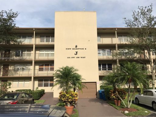 101 SW 132nd Way # 206J, Pembroke Pines FL 33027