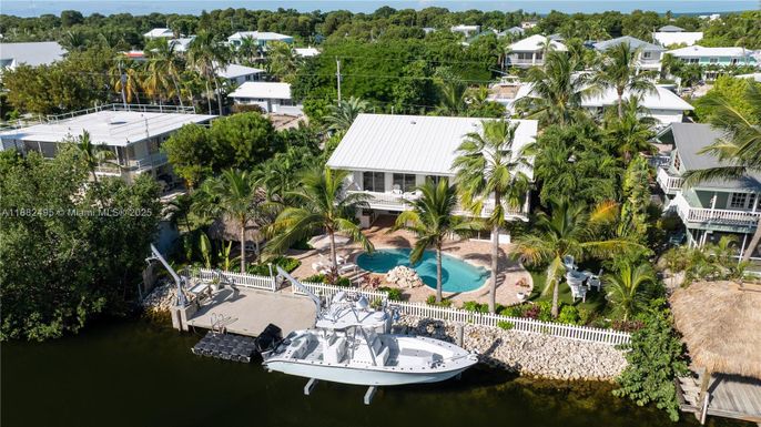 240 Mohawk St, Islamorada FL 33070