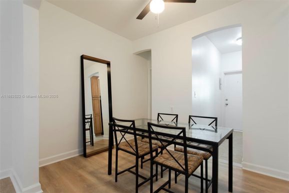 1561 Lenox Ave # 10, Miami Beach FL 33139