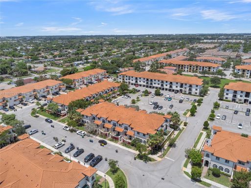 3529 NW 29th Pl, Lauderdale Lakes FL 33311