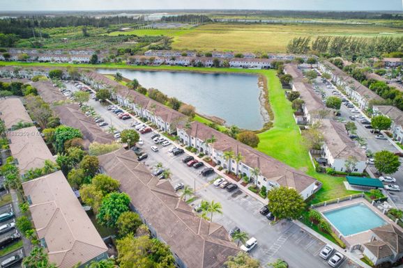 2954 SE 15th Ter, Homestead FL 33035