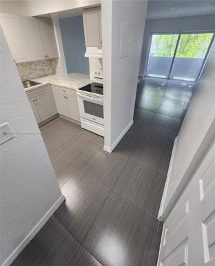 11120 SW 196th St # 308, Cutler Bay FL 33157