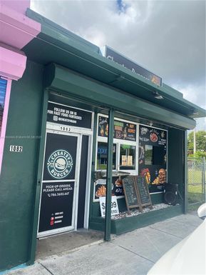 1082 NW 54th St, Miami FL 33127
