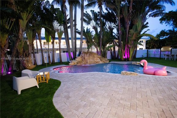 1435 Grant St, Hollywood FL 33020