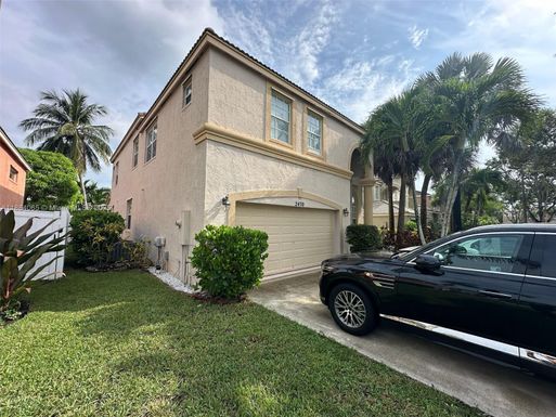 2470 Westmont Ln, Royal Palm Beach FL 33411