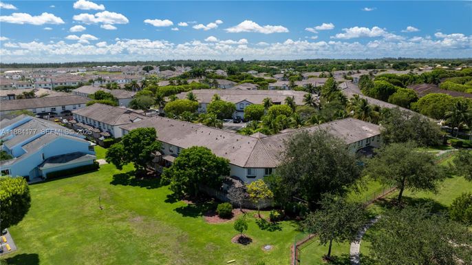 2229 SE 25th Ave # 2229, Homestead FL 33035