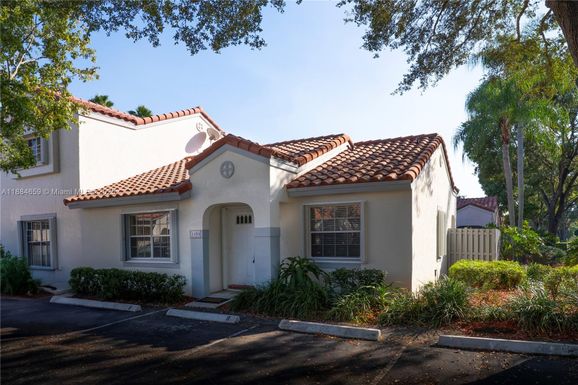 1494 Springside Dr # 1494, Weston FL 33326