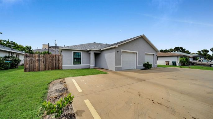 326 SE 16th Pl # 326, Cape Coral FL 33990