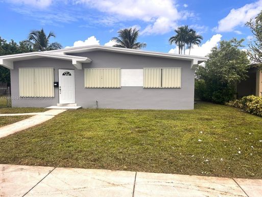 1575 W 53rd St, Hialeah FL 33012