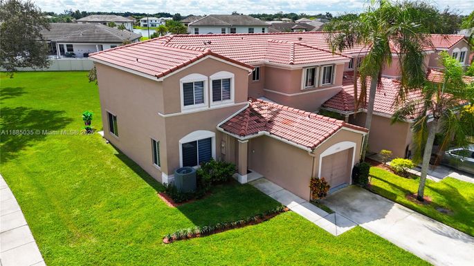 11100 SW 17th Mnr, Davie FL 33324