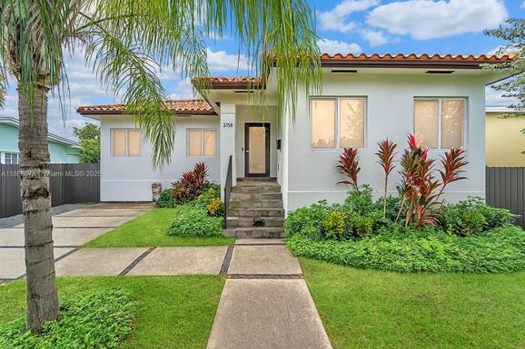 3508 NW 19th Ter, Miami FL 33125