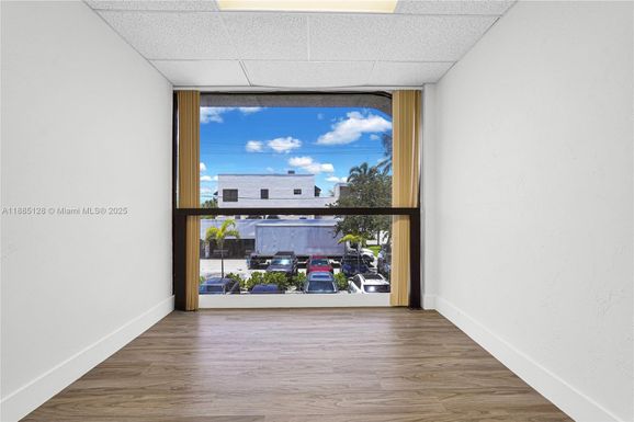 2691 E Oakland Park Blvd # 203B, Fort Lauderdale FL 33306