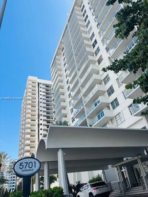 5701 Collins Ave # 709, Miami Beach FL 33140