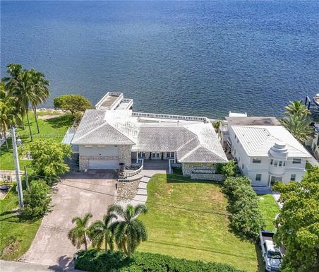 10875 N BAYSHORE DR, Miami FL 33161