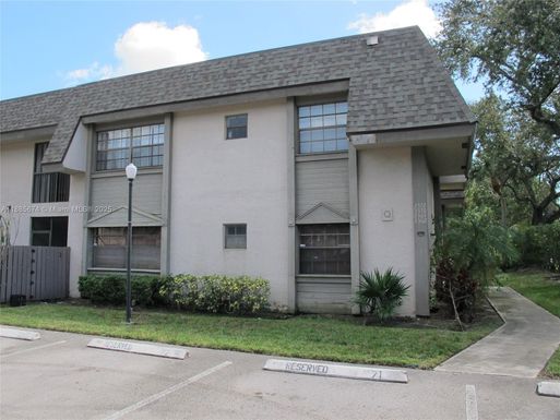 3564 NW 95th Ter # 3Q, Sunrise FL 33351