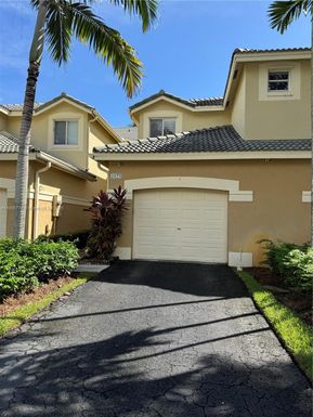 2470 Cordoba Bnd # 2470, Weston FL 33327