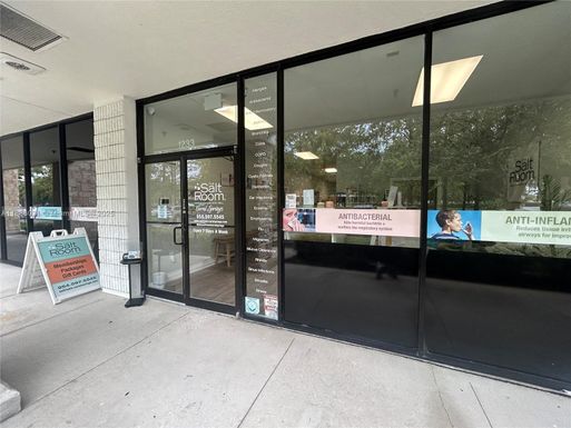 1233 N University Dr, Coral Springs FL 33071