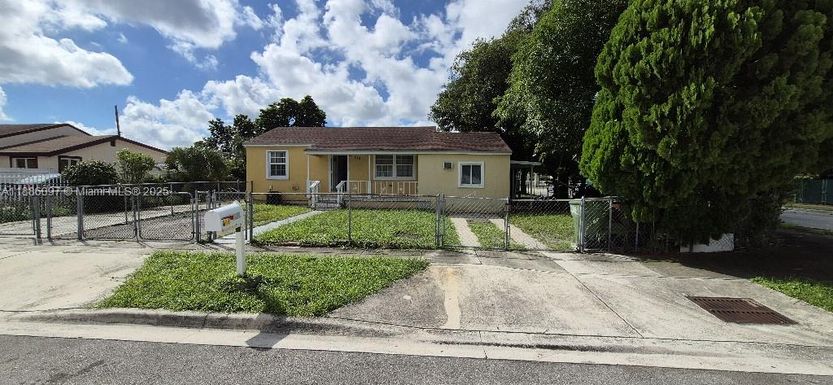 610 E 6th Pl, Hialeah FL 33010