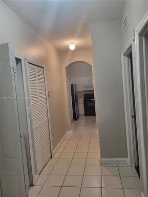 1662 SE 27th Dr # 202, Homestead FL 33035