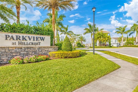 5180 Eucalyptus Dr # 3, Hollywood FL 33021