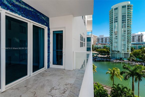 6103 Aqua Ave # 605, Miami Beach FL 33141