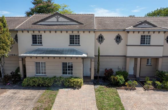 1112 Lucaya Dr, Riviera Beach FL 33404