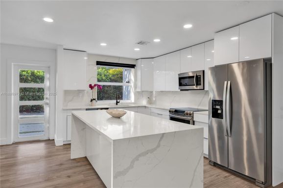 920 NE 99th St, Miami Shores FL 33138