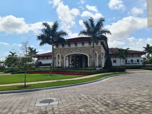 11083 W 33rd Ct, Hialeah FL 33018