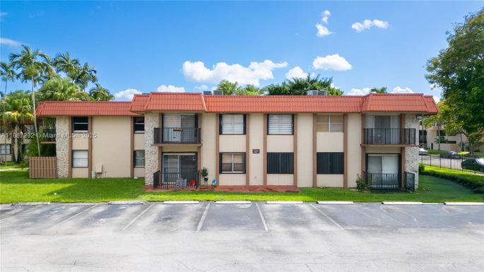 10477 SW 108th Ave # 226, Miami FL 33176