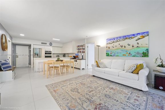 55 Ocean Lane Dr # 3020, Key Biscayne FL 33149