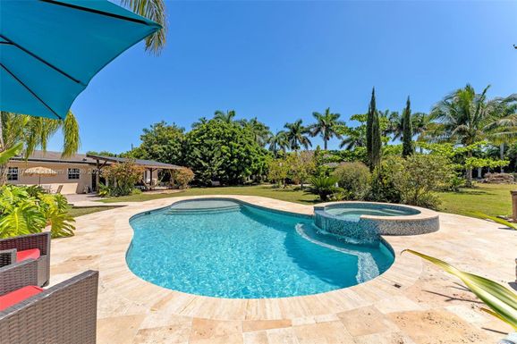 20230 SW 184th St, Miami FL 33187