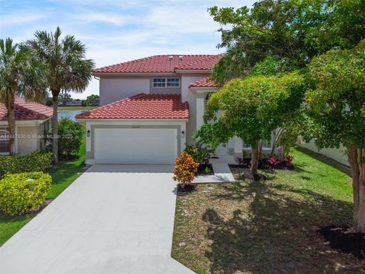 10728 Oak Lake Way, Boca Raton FL 33498