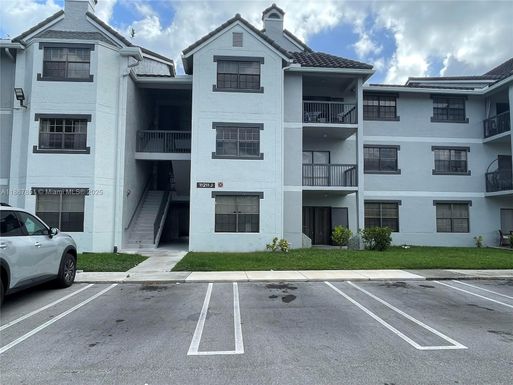 11211 W Atlantic Blvd # 202, Coral Springs FL 33071