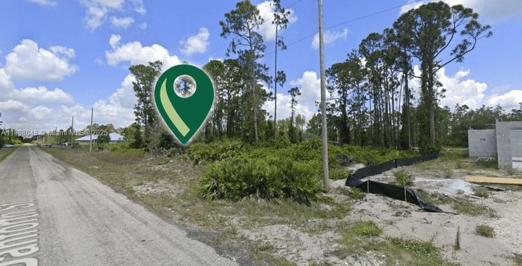 1047 Danforth St, Lehigh Acres FL 33974