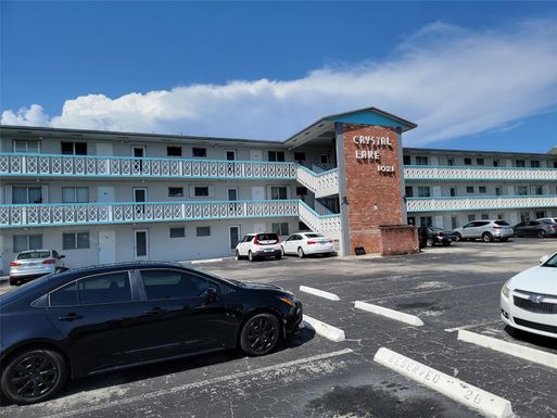 1021 Crystal Lake Dr # 311, Deerfield Beach FL 33064