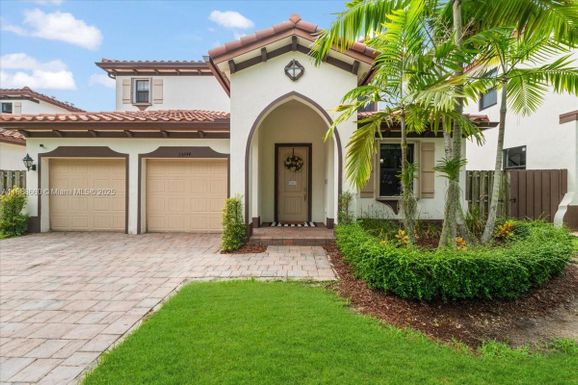 15274 SW 173rd Ln, Miami FL 33187