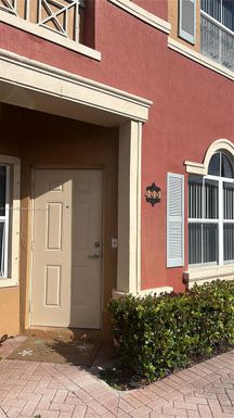 6202 NW 116th Pl # 444, Doral FL 33178