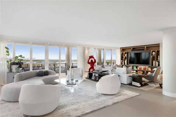 9999 Collins Ave # 19K, Bal Harbour FL 33154