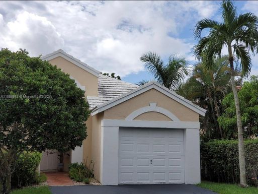 577 Bridgeton Rd # 577, Weston FL 33326