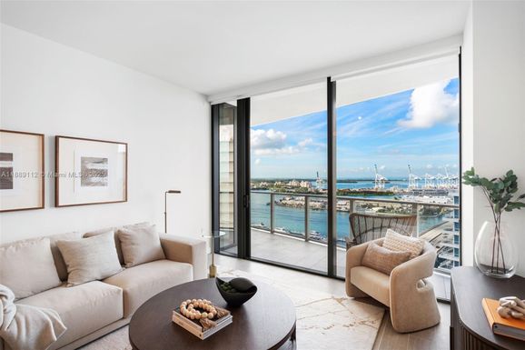 500 Alton Rd # 2304, Miami Beach FL 33139