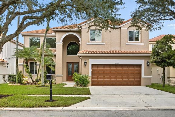 4195 Palmetto Trl, Weston FL 33331