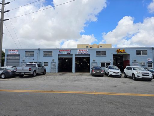 XXXX SW 7th St, Miami FL 33135