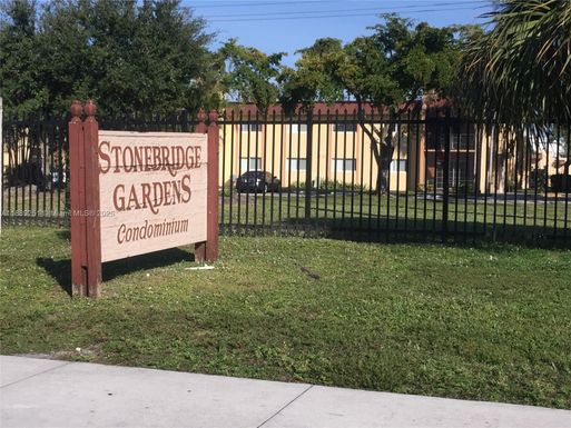 2964 NW 55th Ave # 1A, Lauderhill FL 33313