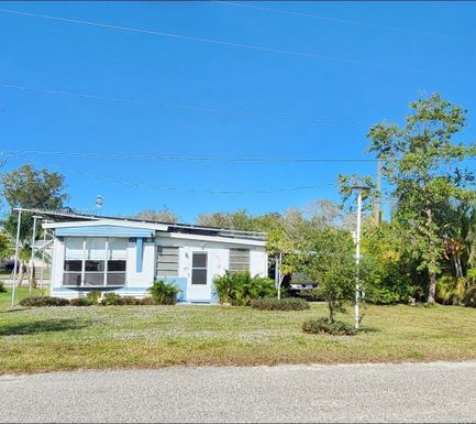 1792 Riverside Dr., Moore Haven FL 33471