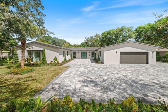 15101 SW 87th Ave, Palmetto Bay FL 33176