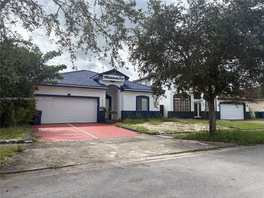 10272 SW 227th Ln, Cutler Bay FL 33190