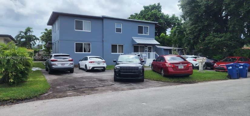 6240 SW 21st St, Miami FL 33155